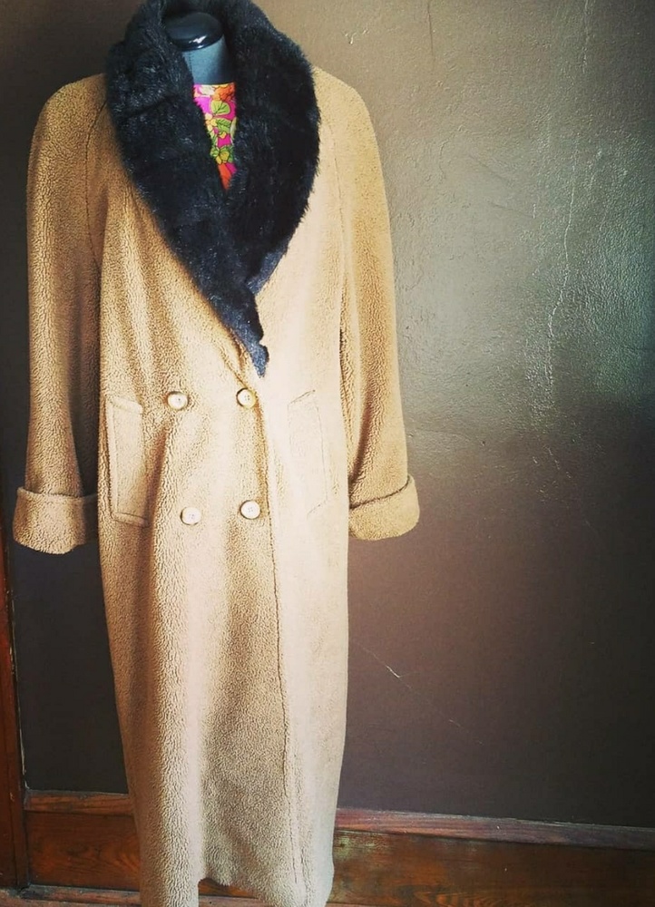 ❤SOLD❤Vintage Teddy Bear Coat w/Faux Fur Collar L